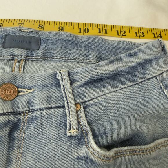 Mother Women’s High‑Waisted Looker Crop Jeans Size 26 Chatterbox Knee Rips - Picture 12 of 14